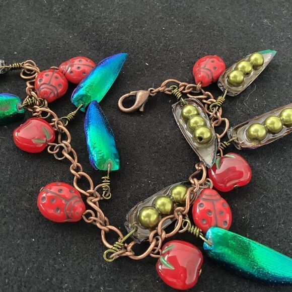 OOAK handmade jewel beetle bracelet. J0090 - Picture 5 of 6
